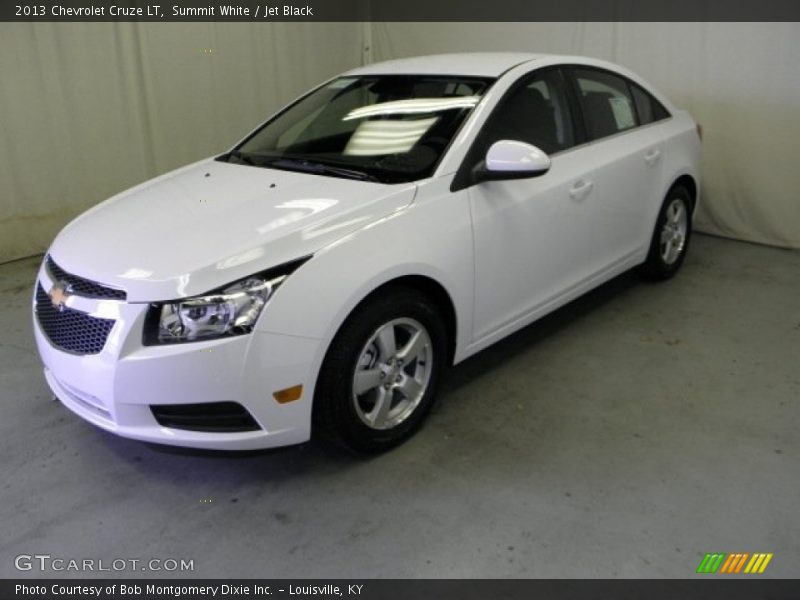 Summit White / Jet Black 2013 Chevrolet Cruze LT