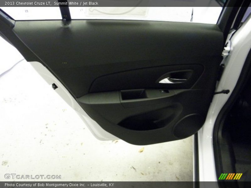 Summit White / Jet Black 2013 Chevrolet Cruze LT