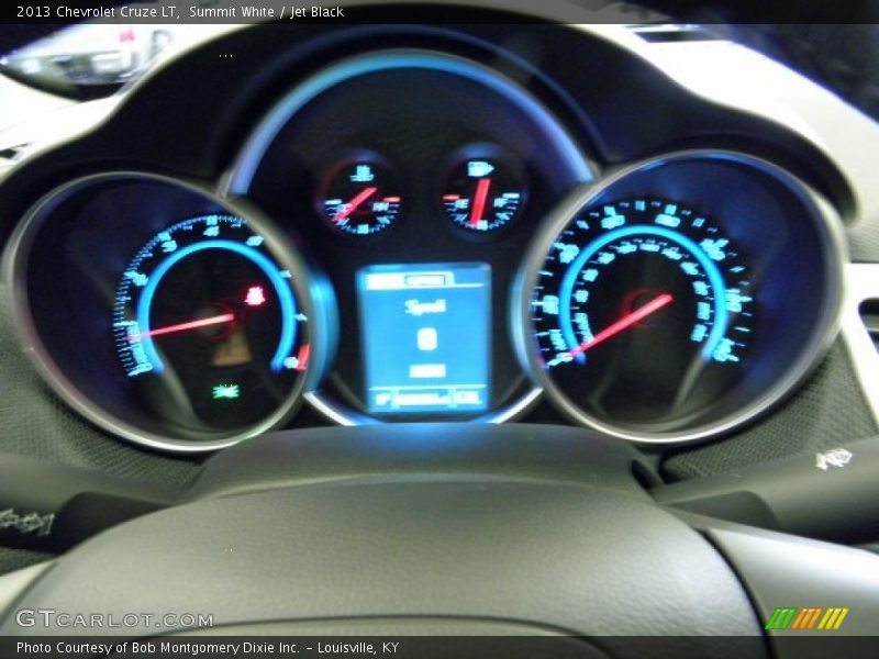 Summit White / Jet Black 2013 Chevrolet Cruze LT