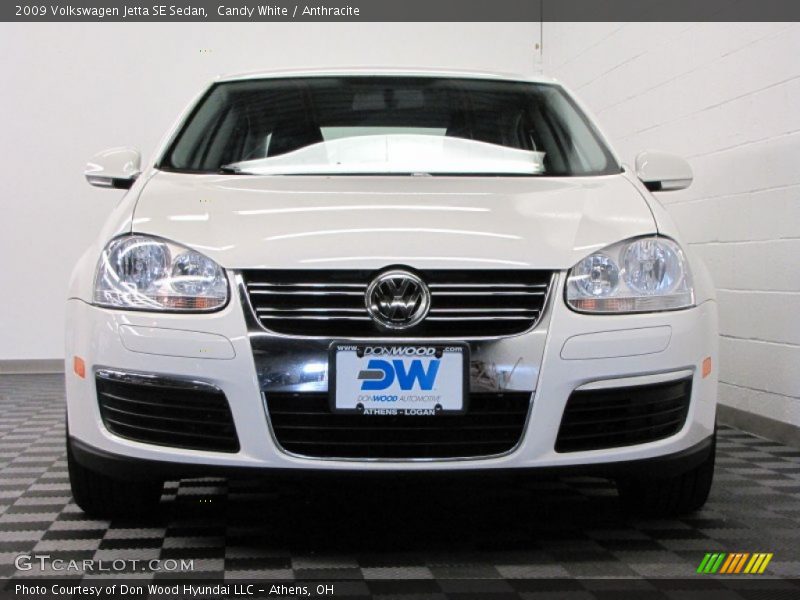 Candy White / Anthracite 2009 Volkswagen Jetta SE Sedan