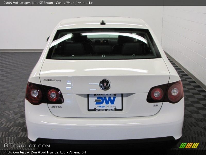 Candy White / Anthracite 2009 Volkswagen Jetta SE Sedan
