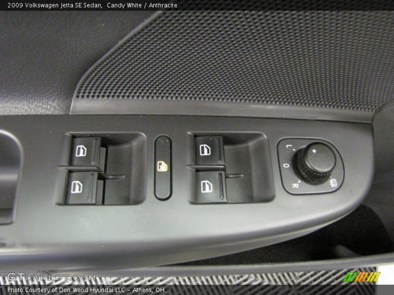 Candy White / Anthracite 2009 Volkswagen Jetta SE Sedan