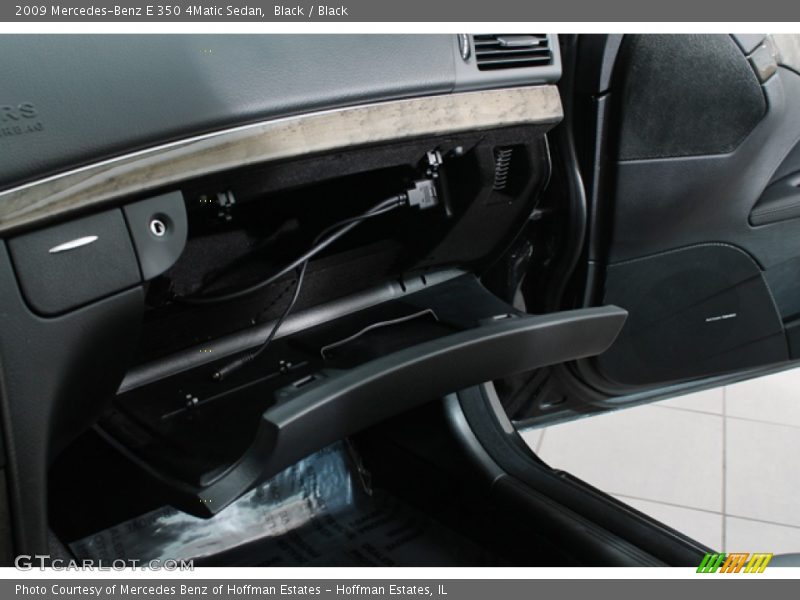 Black / Black 2009 Mercedes-Benz E 350 4Matic Sedan