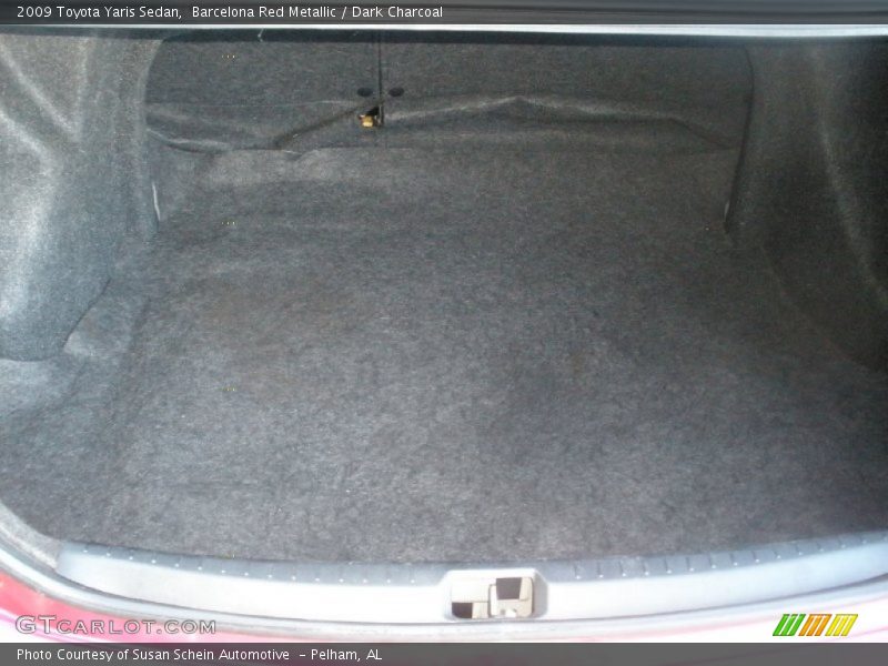 Barcelona Red Metallic / Dark Charcoal 2009 Toyota Yaris Sedan