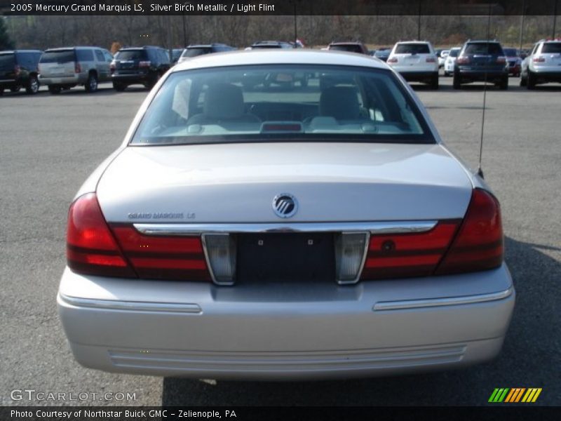 Silver Birch Metallic / Light Flint 2005 Mercury Grand Marquis LS
