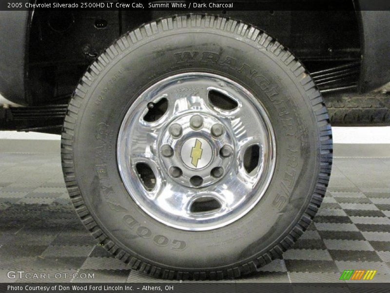  2005 Silverado 2500HD LT Crew Cab Wheel