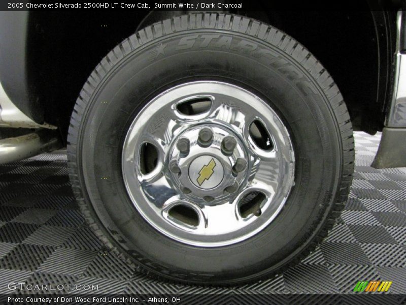  2005 Silverado 2500HD LT Crew Cab Wheel