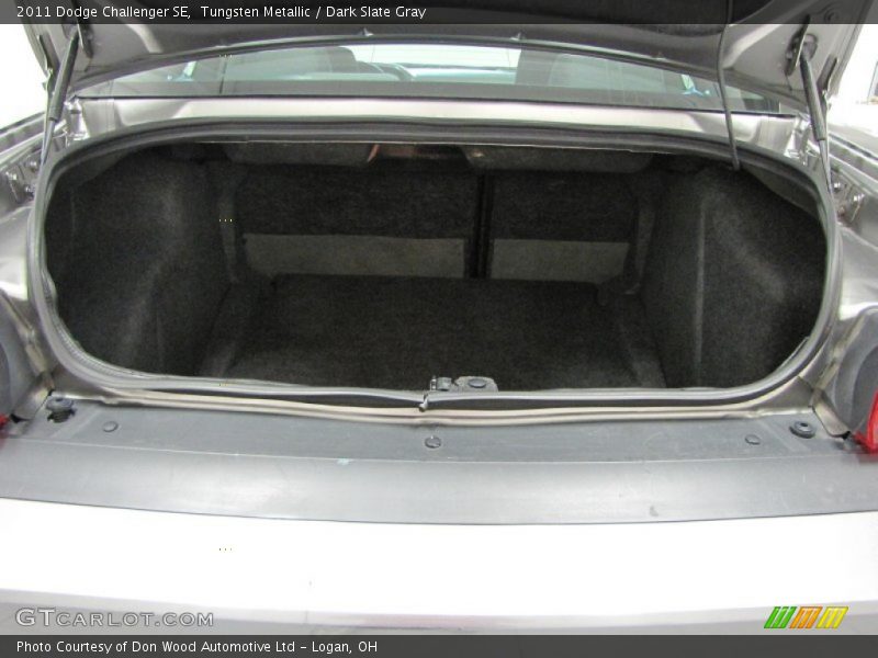 Tungsten Metallic / Dark Slate Gray 2011 Dodge Challenger SE