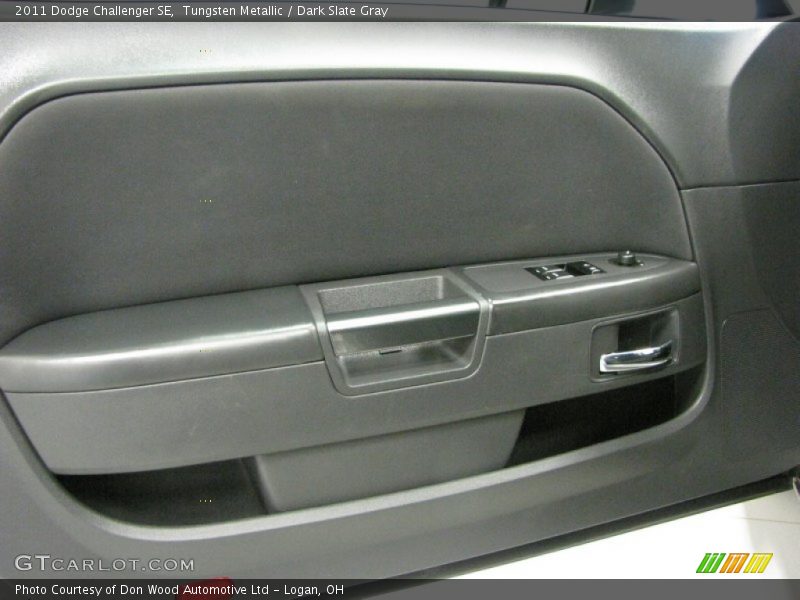 Tungsten Metallic / Dark Slate Gray 2011 Dodge Challenger SE