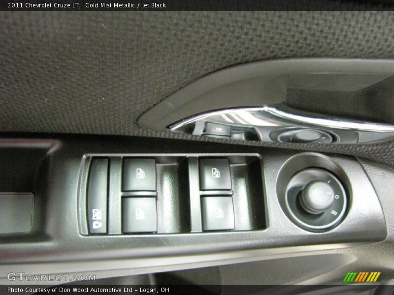 Gold Mist Metallic / Jet Black 2011 Chevrolet Cruze LT