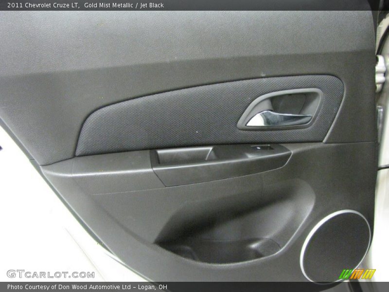 Gold Mist Metallic / Jet Black 2011 Chevrolet Cruze LT