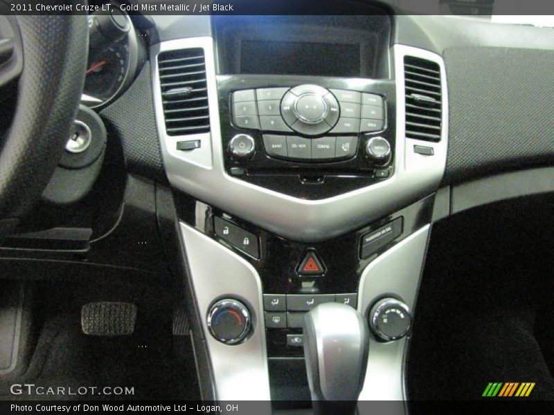Gold Mist Metallic / Jet Black 2011 Chevrolet Cruze LT