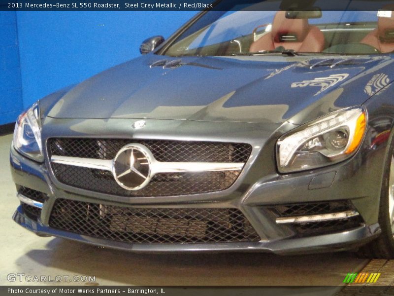 Steel Grey Metallic / Red/Black 2013 Mercedes-Benz SL 550 Roadster