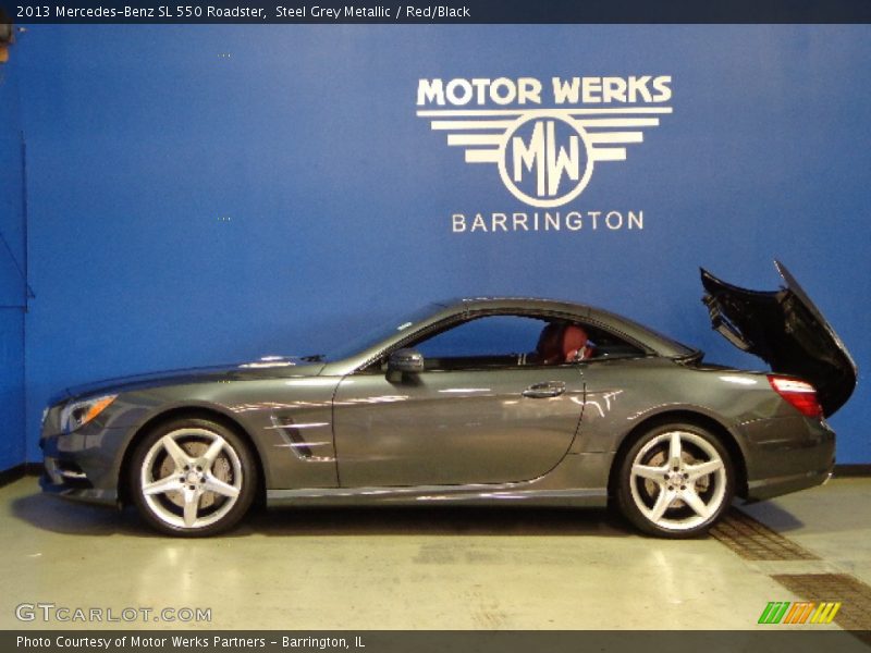 Steel Grey Metallic / Red/Black 2013 Mercedes-Benz SL 550 Roadster