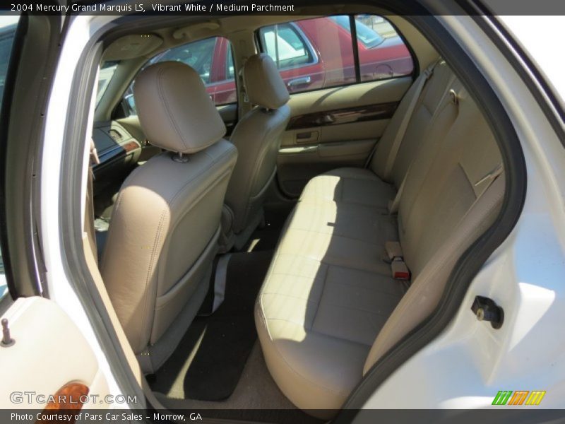 Vibrant White / Medium Parchment 2004 Mercury Grand Marquis LS