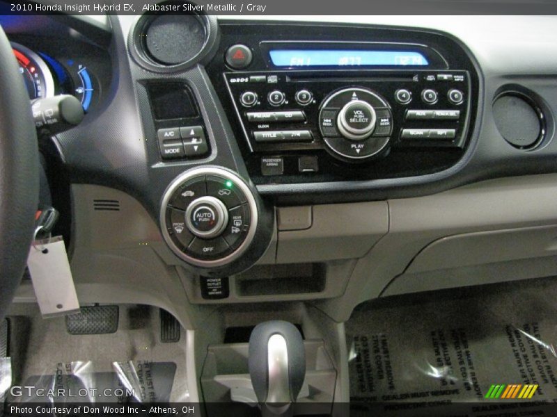 Controls of 2010 Insight Hybrid EX