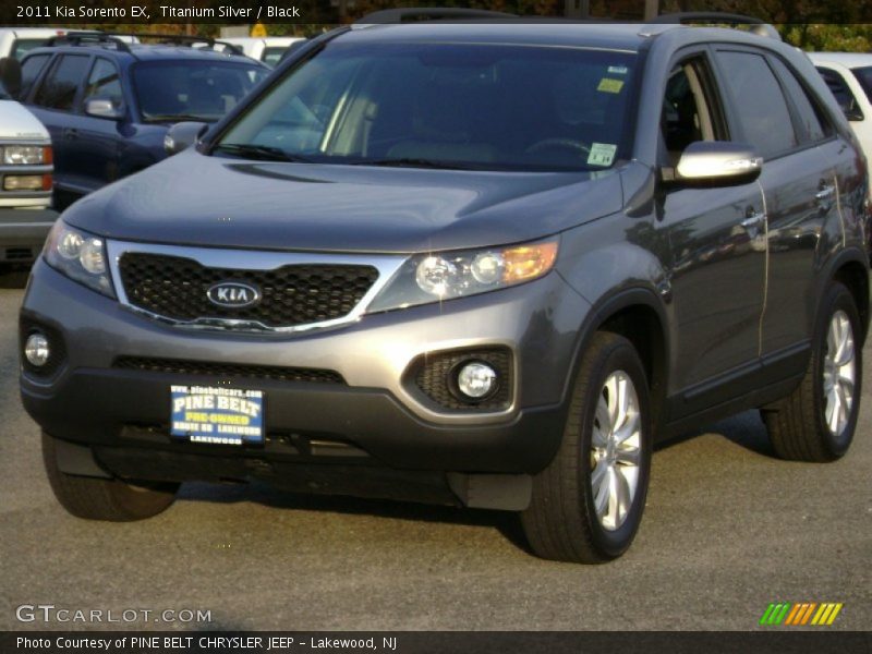 Titanium Silver / Black 2011 Kia Sorento EX