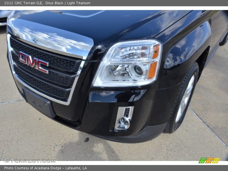 Onyx Black / Light Titanium 2012 GMC Terrain SLE