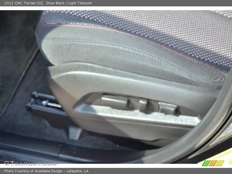 Onyx Black / Light Titanium 2012 GMC Terrain SLE