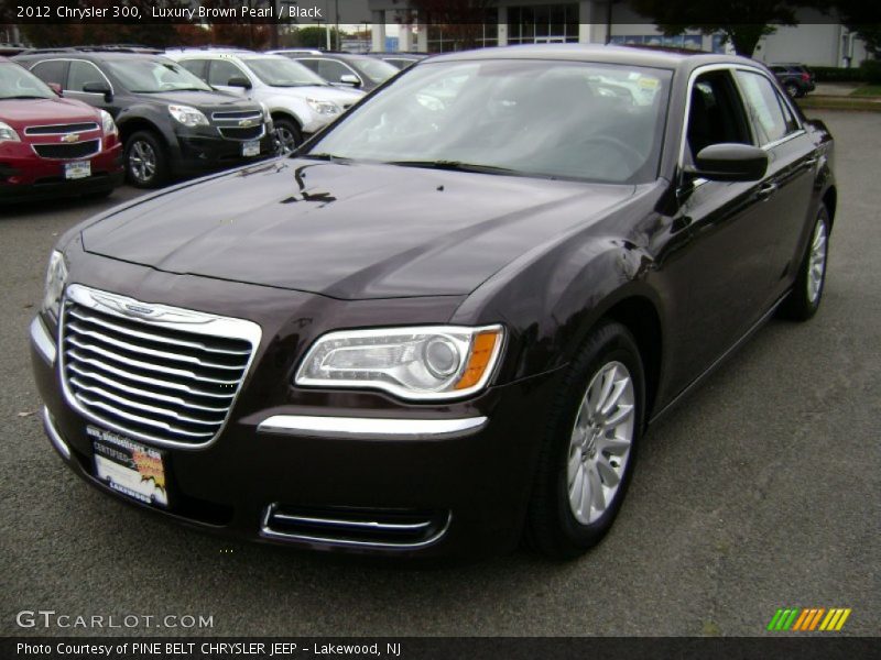 Luxury Brown Pearl / Black 2012 Chrysler 300