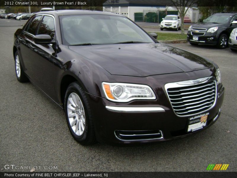 Luxury Brown Pearl / Black 2012 Chrysler 300
