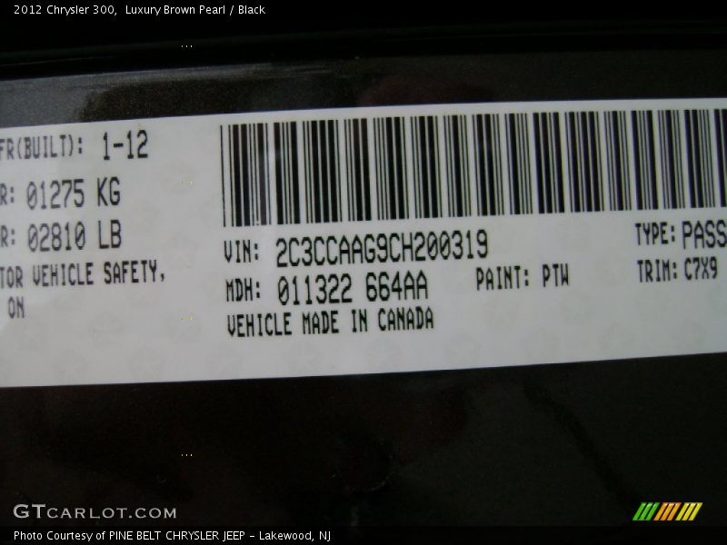 Luxury Brown Pearl / Black 2012 Chrysler 300