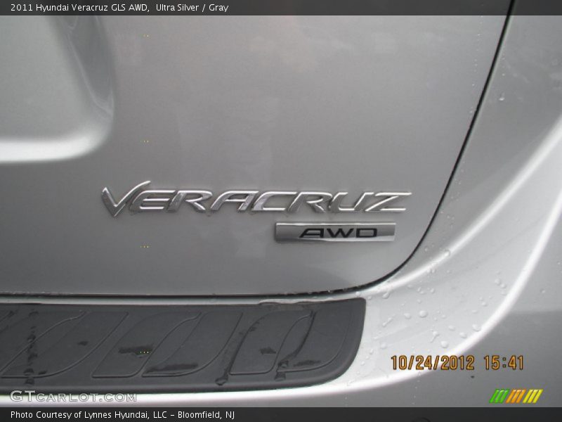Ultra Silver / Gray 2011 Hyundai Veracruz GLS AWD
