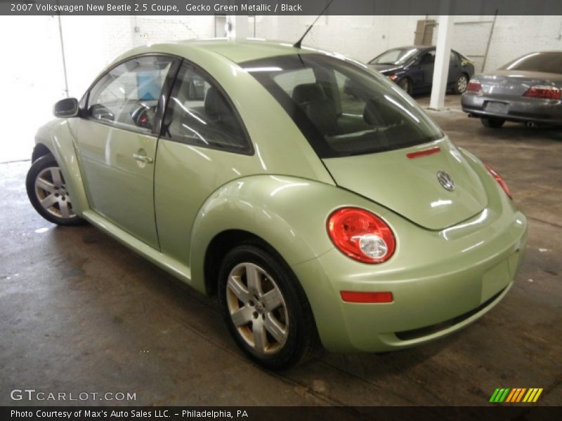 Gecko Green Metallic / Black 2007 Volkswagen New Beetle 2.5 Coupe