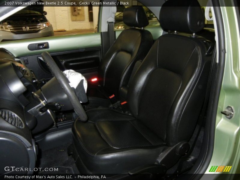 Gecko Green Metallic / Black 2007 Volkswagen New Beetle 2.5 Coupe