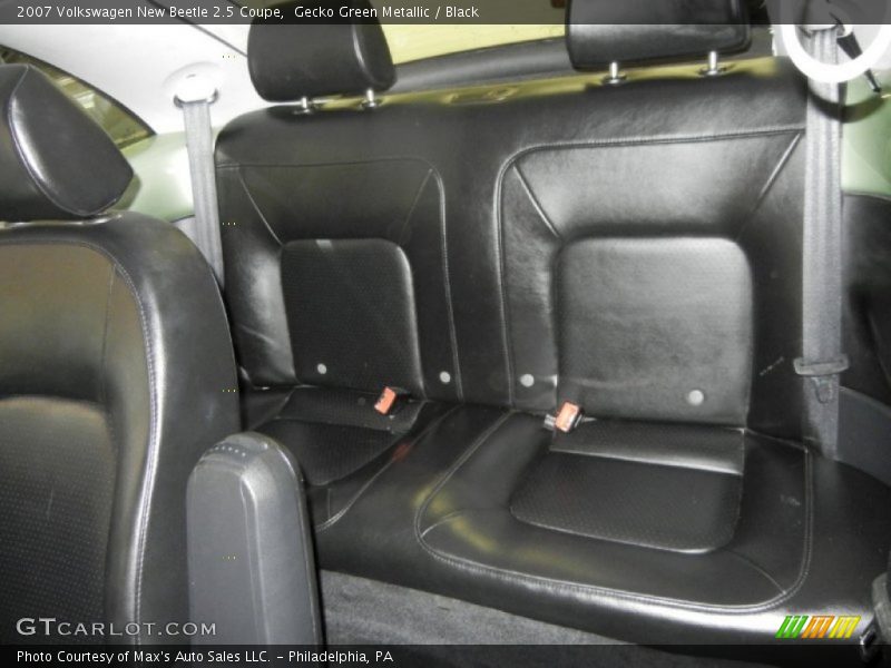 Gecko Green Metallic / Black 2007 Volkswagen New Beetle 2.5 Coupe