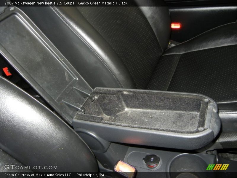 Gecko Green Metallic / Black 2007 Volkswagen New Beetle 2.5 Coupe