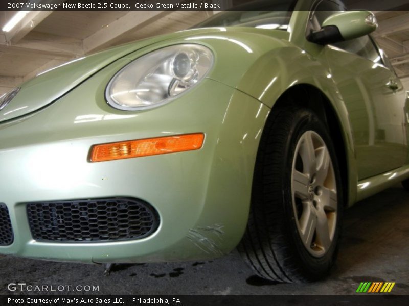 Gecko Green Metallic / Black 2007 Volkswagen New Beetle 2.5 Coupe