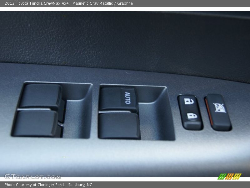 Magnetic Gray Metallic / Graphite 2013 Toyota Tundra CrewMax 4x4
