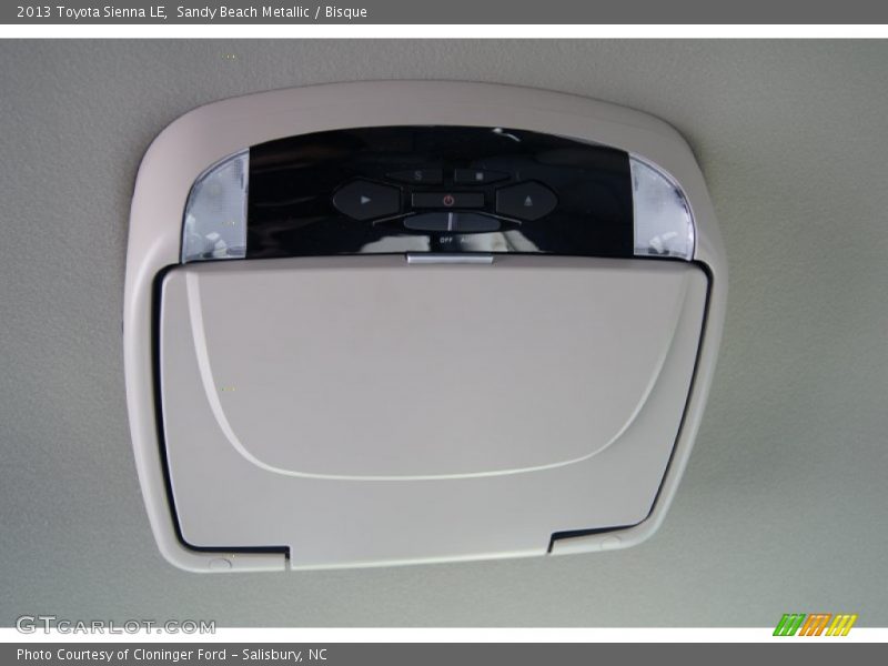 Sandy Beach Metallic / Bisque 2013 Toyota Sienna LE