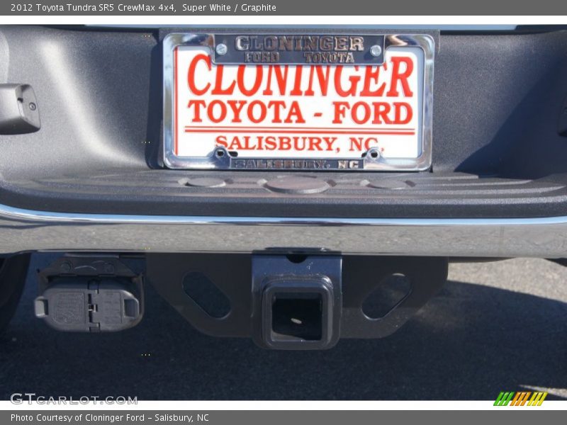Super White / Graphite 2012 Toyota Tundra SR5 CrewMax 4x4