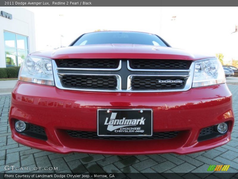 Redline 2 Pearl / Black 2011 Dodge Avenger Lux