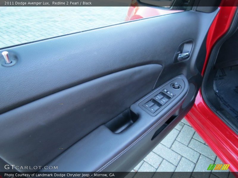 Redline 2 Pearl / Black 2011 Dodge Avenger Lux