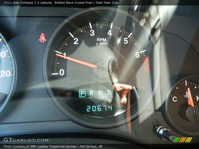 Brilliant Black Crystal Pearl / Dark Slate Gray 2011 Jeep Compass 2.0 Latitude