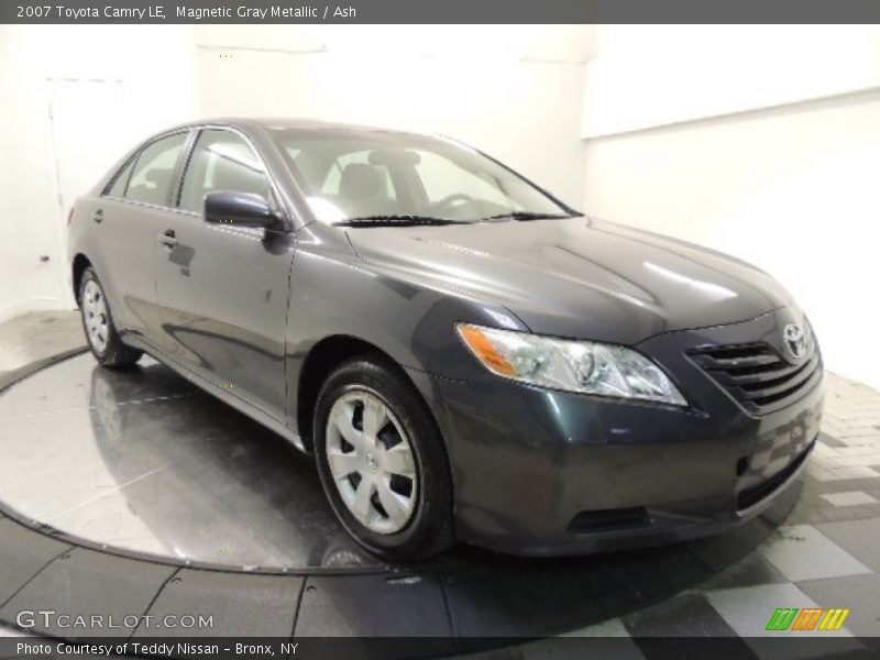 Magnetic Gray Metallic / Ash 2007 Toyota Camry LE