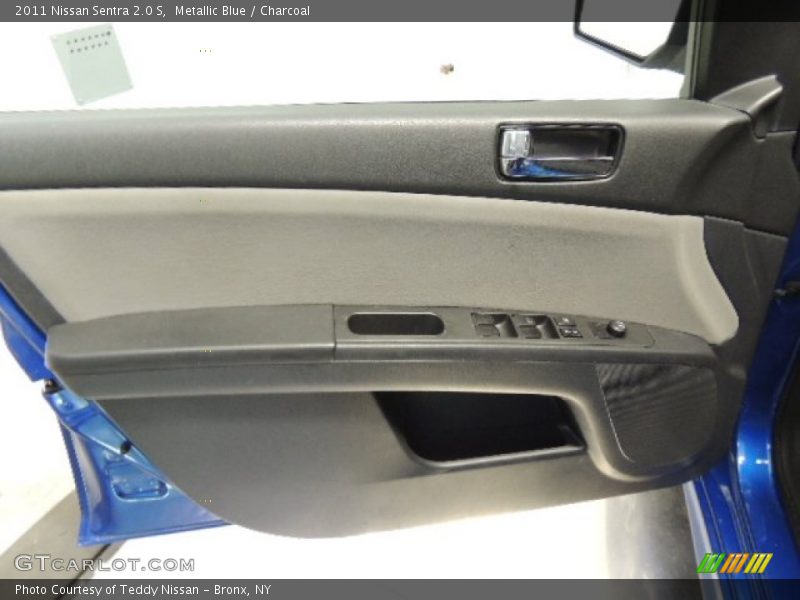Metallic Blue / Charcoal 2011 Nissan Sentra 2.0 S