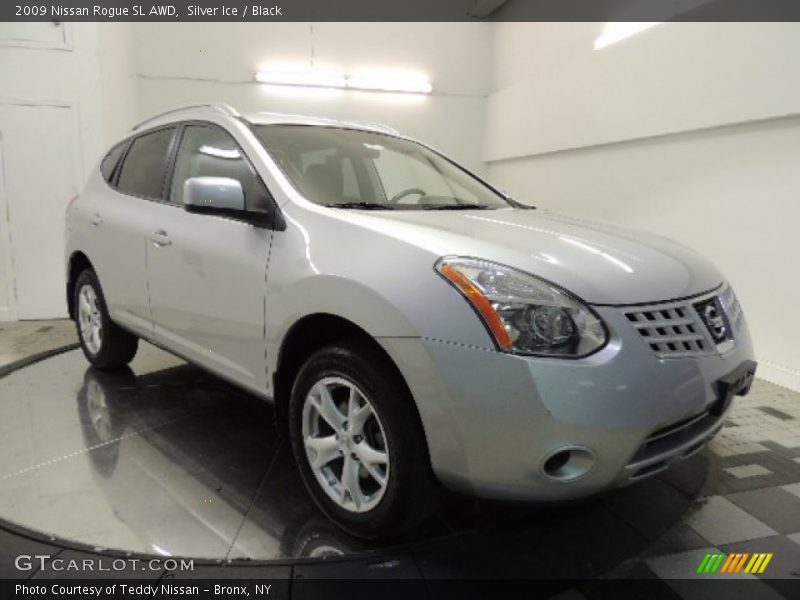 Silver Ice / Black 2009 Nissan Rogue SL AWD