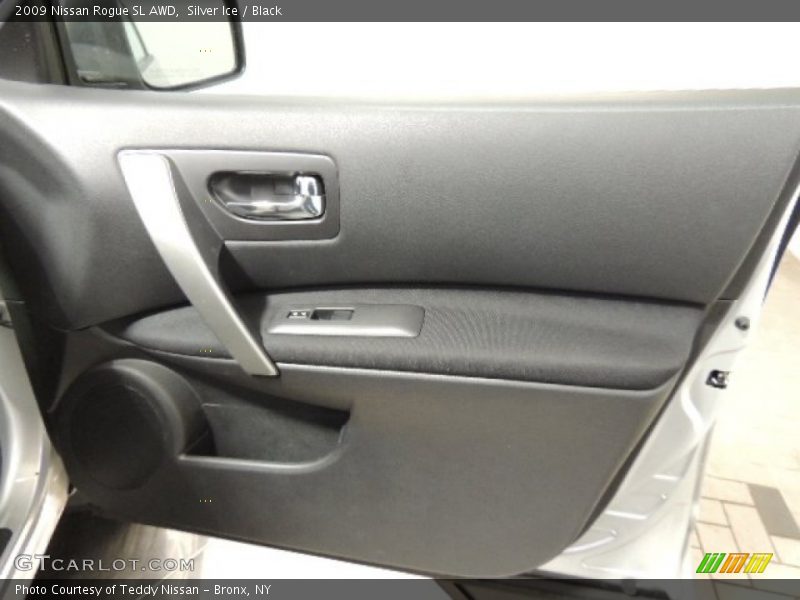 Silver Ice / Black 2009 Nissan Rogue SL AWD