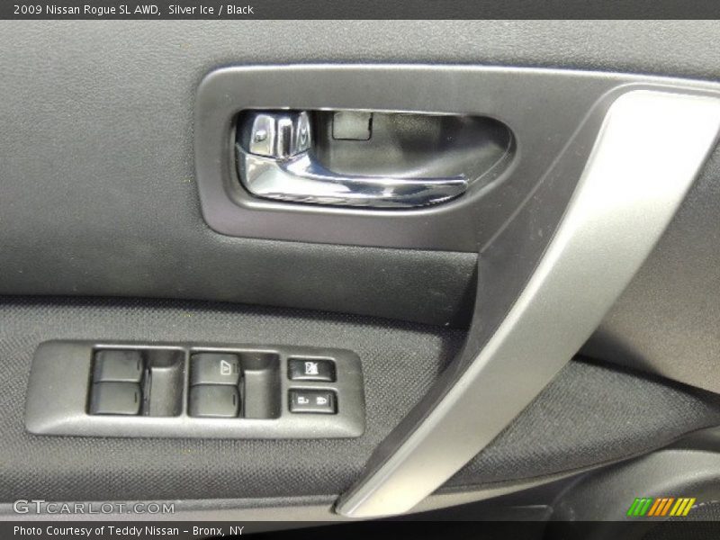 Silver Ice / Black 2009 Nissan Rogue SL AWD