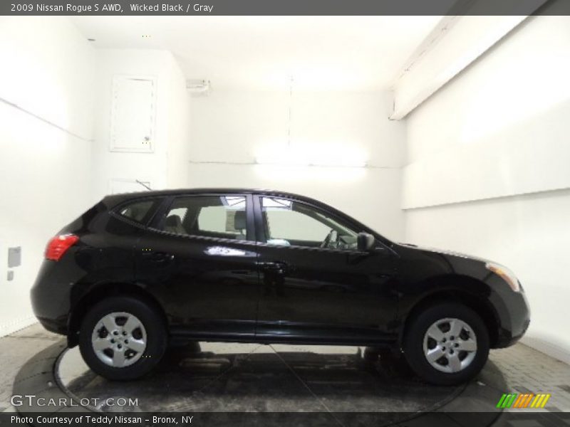 Wicked Black / Gray 2009 Nissan Rogue S AWD