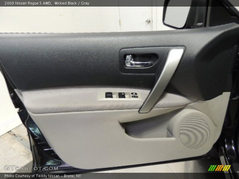 Wicked Black / Gray 2009 Nissan Rogue S AWD