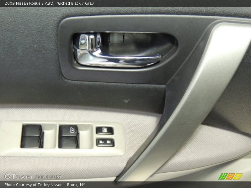 Wicked Black / Gray 2009 Nissan Rogue S AWD