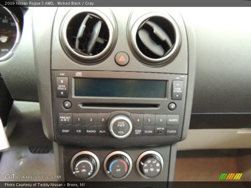 Wicked Black / Gray 2009 Nissan Rogue S AWD
