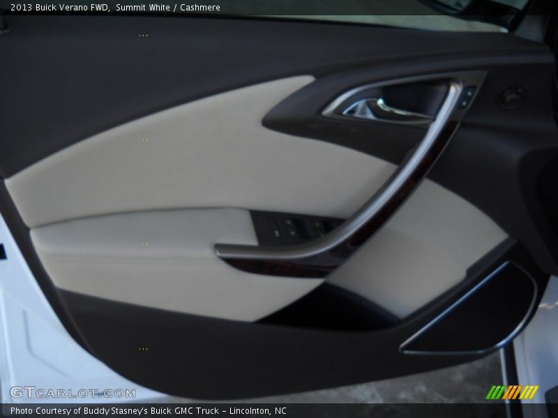 Summit White / Cashmere 2013 Buick Verano FWD