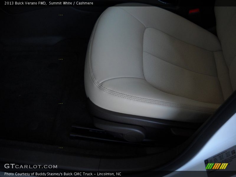 Summit White / Cashmere 2013 Buick Verano FWD