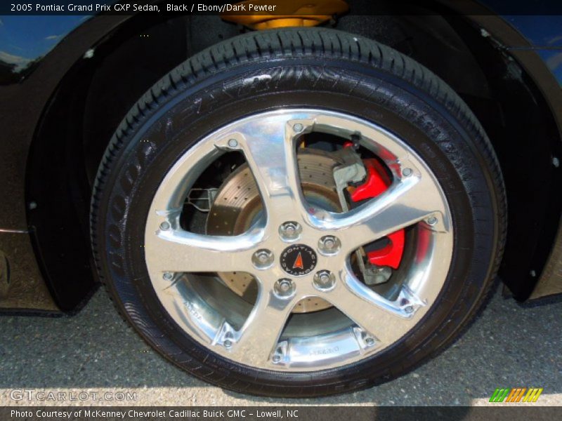  2005 Grand Prix GXP Sedan Wheel